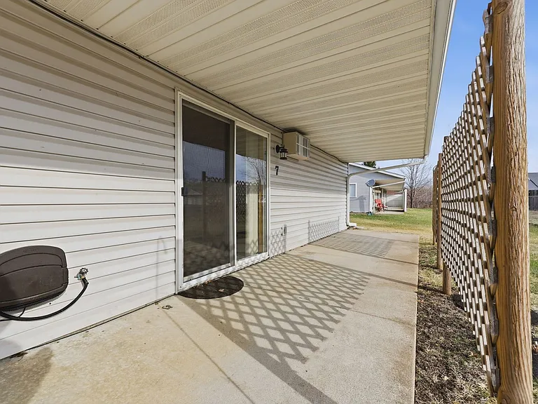 6382 Birch St — Photo 26