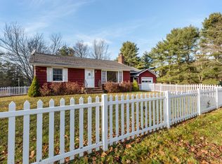 589 Birch Point Rd, Wiscasset, ME 04578