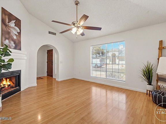 3rd image of 3443 W FRANKFURT Drive