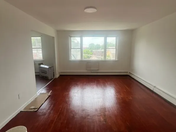 (undisclosed Address), Bronx, NY 10475