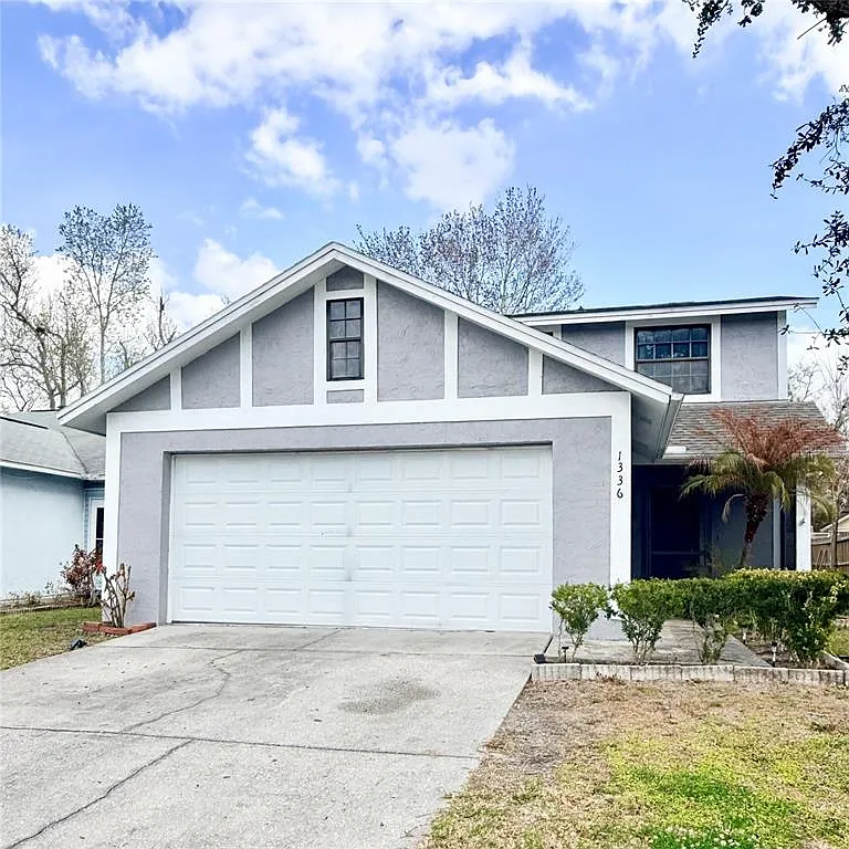 3 bed, 2.5 bath, 1260 sqft, $1,900 — Photo 1