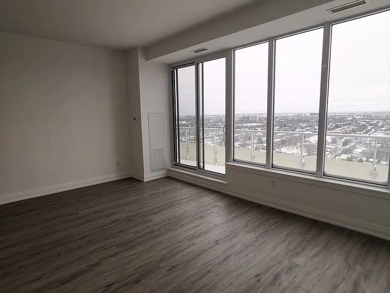75 Canterbury Pl #Penthouse 605 — Photo 12