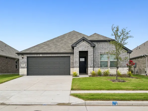 951 Lily Ln, Lavon, TX 75166