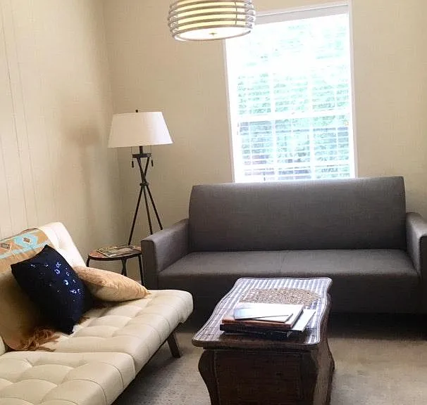 421 Emerson St #5 — Photo 2