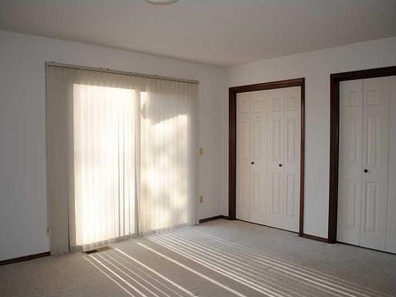 5th image of 38 Sandwick Dr