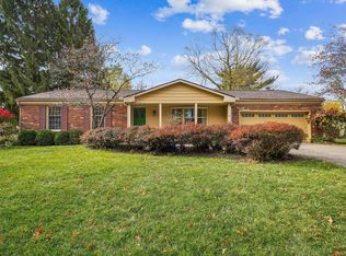 929 Old Farm Rd, Columbus, OH 43213