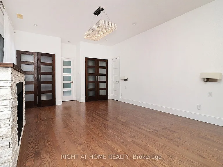 2 Chalet Rd — Photo 26