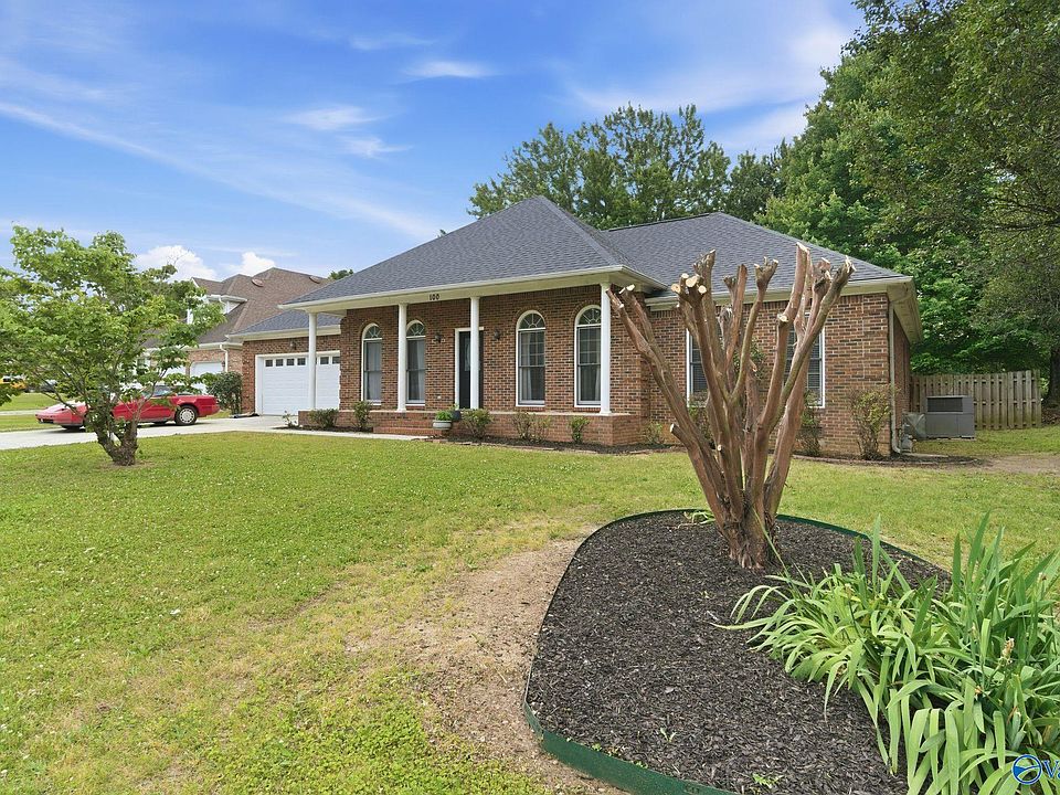 1st image of 100 Pebble Brook Cir