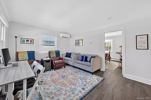 315-317 Hudson Ave #1 Photo 1