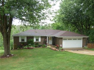 304 Knollview Dr, Pittsburgh, PA 15239