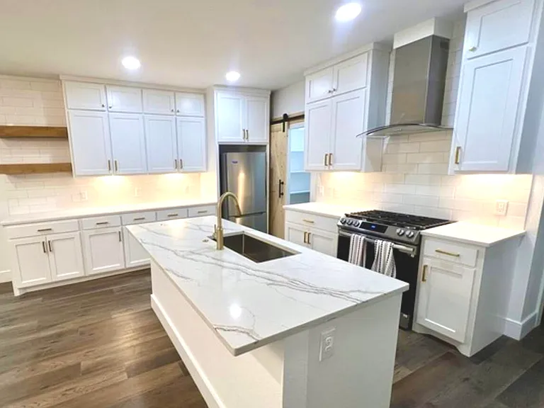 4938 Garland Ave #101 — Photo 2