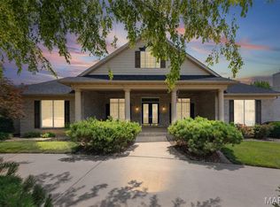 6 Sunset Hills Blvd N, Edwardsville, IL 62025