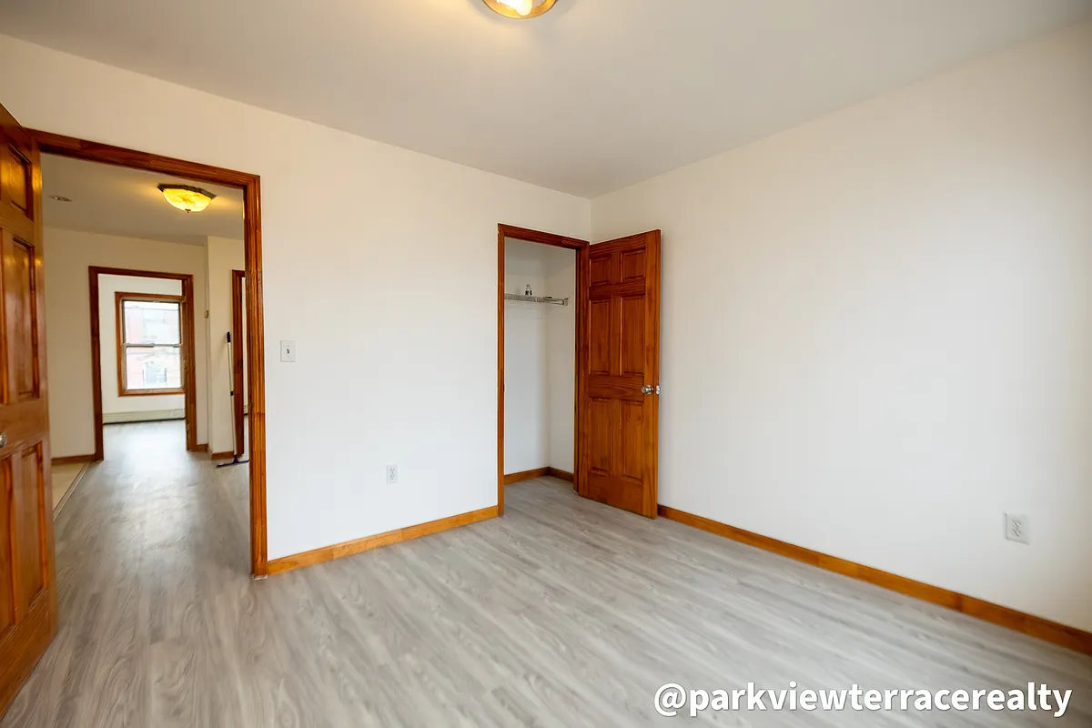 Building Photo - 128 23rd St #3
