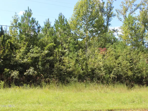 321 Pine Cliff Road, Havelock, NC 28532
