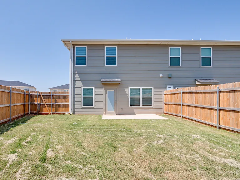 2641 Cedar Tree Rd — Photo 39
