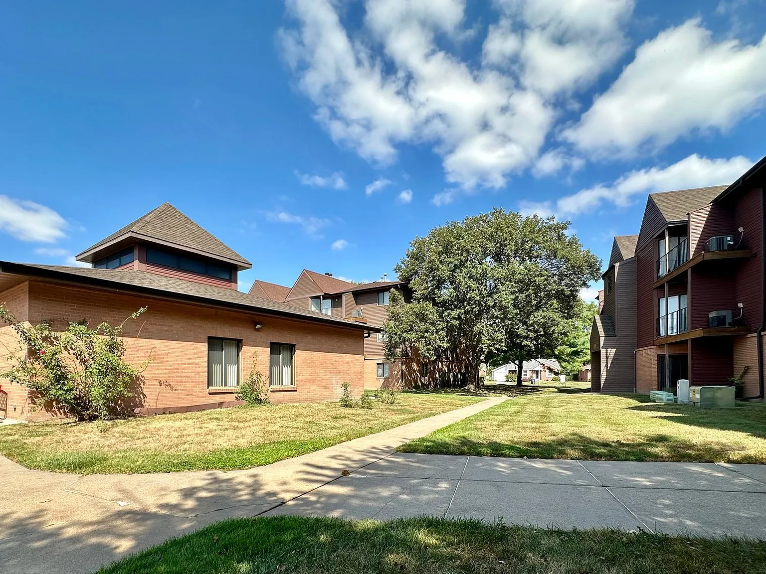Park41 Apartments — Photo 3