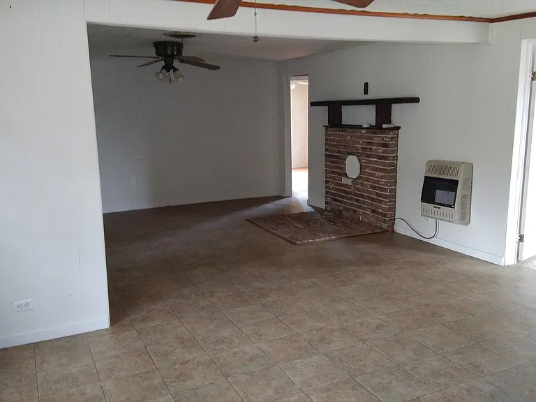 179 Edwin Nichols Rd — Photo 3