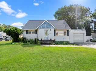 304 Unqua Road, Massapequa, NY 11758
