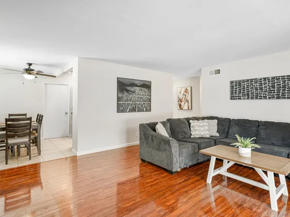 138 S Royal Oak Dr, San Diego, CA 92114