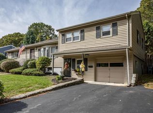 48 Countryside Ln, Norwood, MA 02062