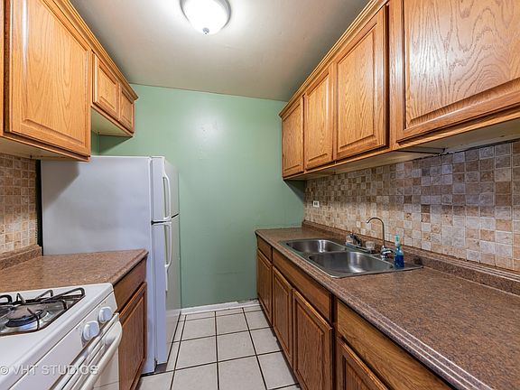 5th image of 585 Hill Dr #11113