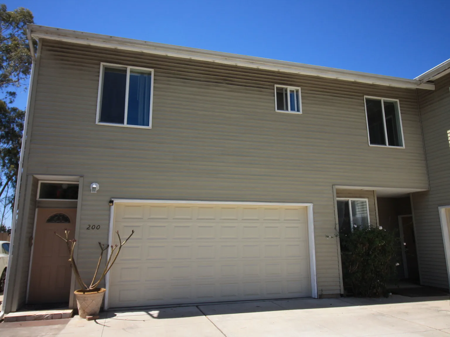 2 bed, 1274 sqft, $3,495 — Photo 1