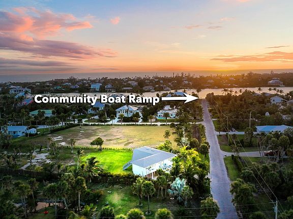 2nd image of 6093 Henderson Rd