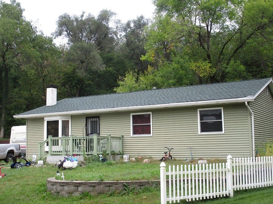 2nd image of 1756 Woodside Ct NW