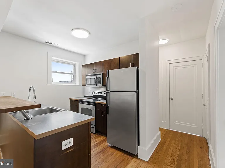 5150 Ridge Ave #2 — Photo 3