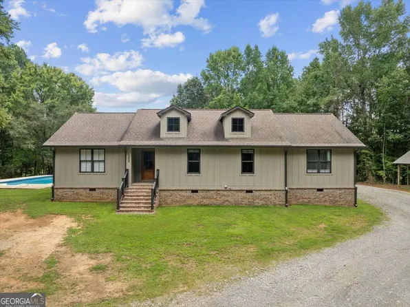 1358 Reeves Station Rd SW, Calhoun, GA 30701