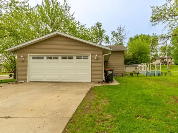 101 W Southridge Ct, Cadott, WI 54727