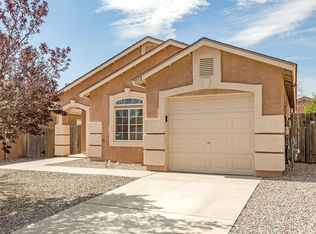 7112 Labrador Dr NE, Rio Rancho, NM 87144