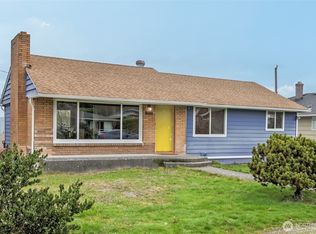 7716 S Mission Dr, Seattle, WA 98178