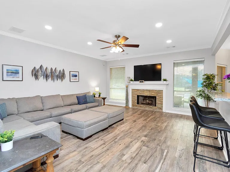 10007 Hickory Trail Ln — Photo 8