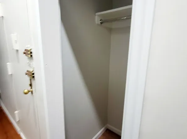 215 East 25th Street image 5 of 6