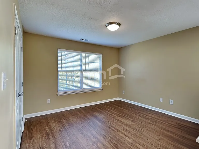 3527 Rivermist Dr — Photo 9