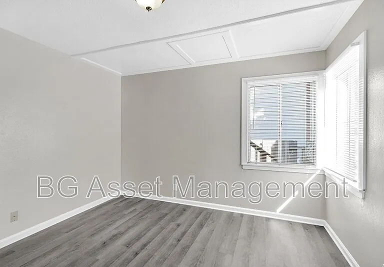 150 Marina Way — Photo 10