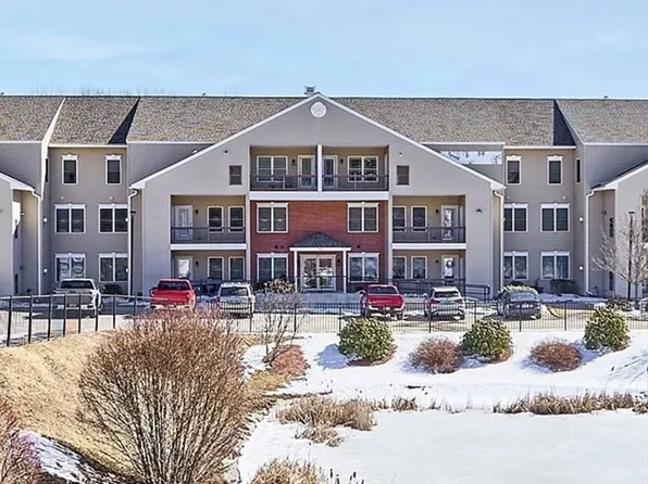 216 Reservoir St #204, Holden, MA 01520