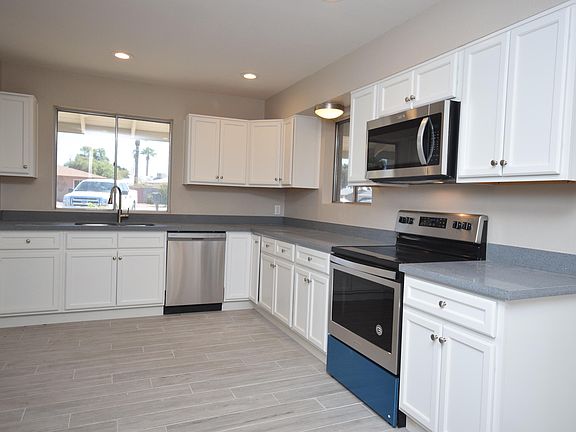 3rd image of 7210 N 36th Dr