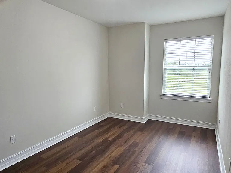 7135 Greenwood Park Cir #105 — Photo 15