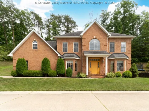 219 Southern Woods Dr, South Charleston, WV 25309