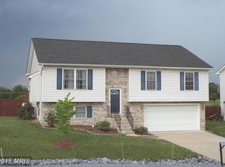 80 Ford Cir, Inwood, WV 25428