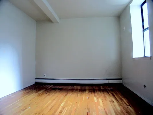 Rented by DSA Realty | media 44