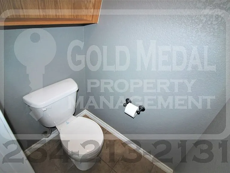 401 Hedy Dr — Photo 26