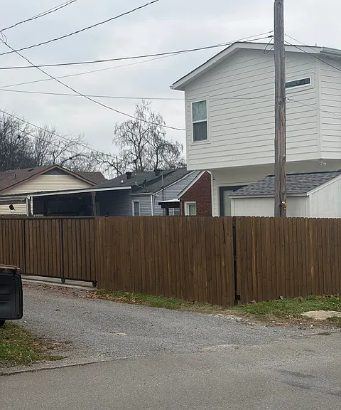 2601 Batavia St — Photo 4