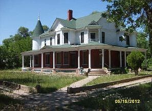 1st image of 207 S 8th St