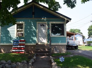 2006 N Spruce St, La Grande, OR 97850