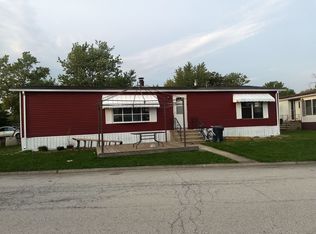 26 Hearthside Dr, Matteson, IL 60443