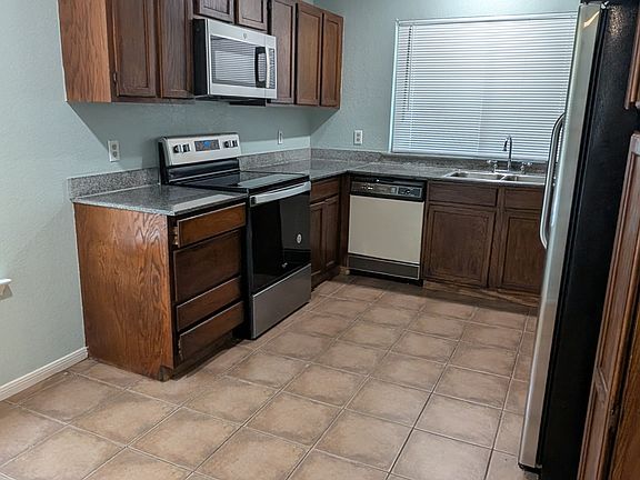 5th image of 2501 Slaton Dr