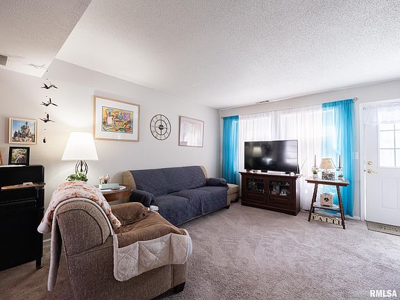 2nd image of 3544 W Richwoods Blvd Unit 23